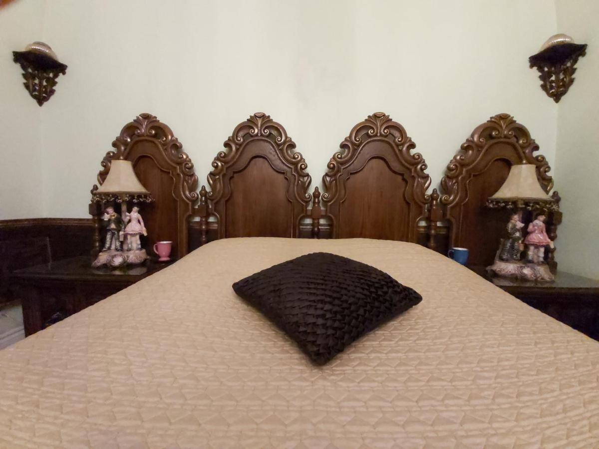 Lovely Classic Room มอนทรีอัล ภายนอก รูปภาพ